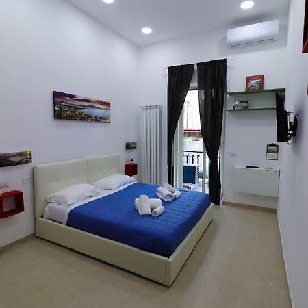 Ginevra'S Apartment Наполи Екстериор снимка