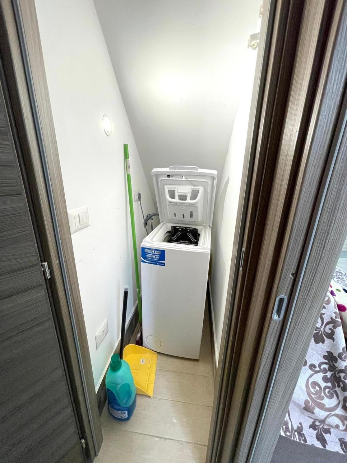 Ginevra'S Apartment Наполи Екстериор снимка