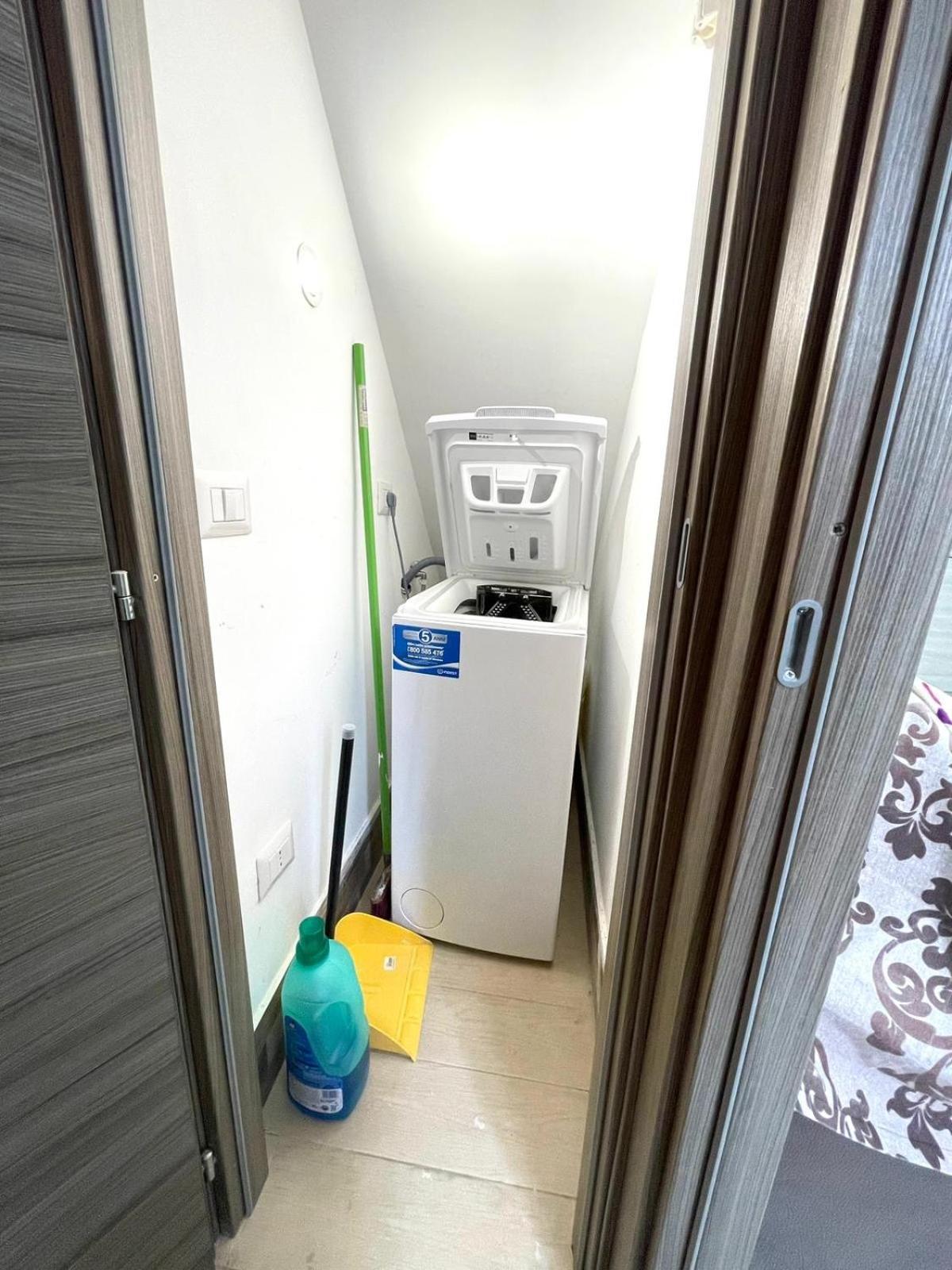 Ginevra'S Apartment Наполи Екстериор снимка