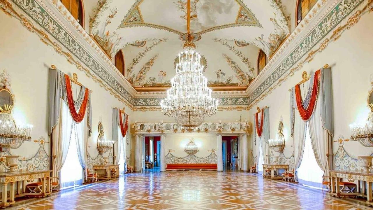Ginevra'S Apartment Наполи Екстериор снимка